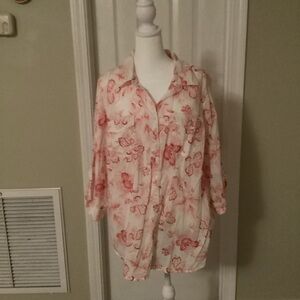 Crown & Ivy Pink Floral Blouse